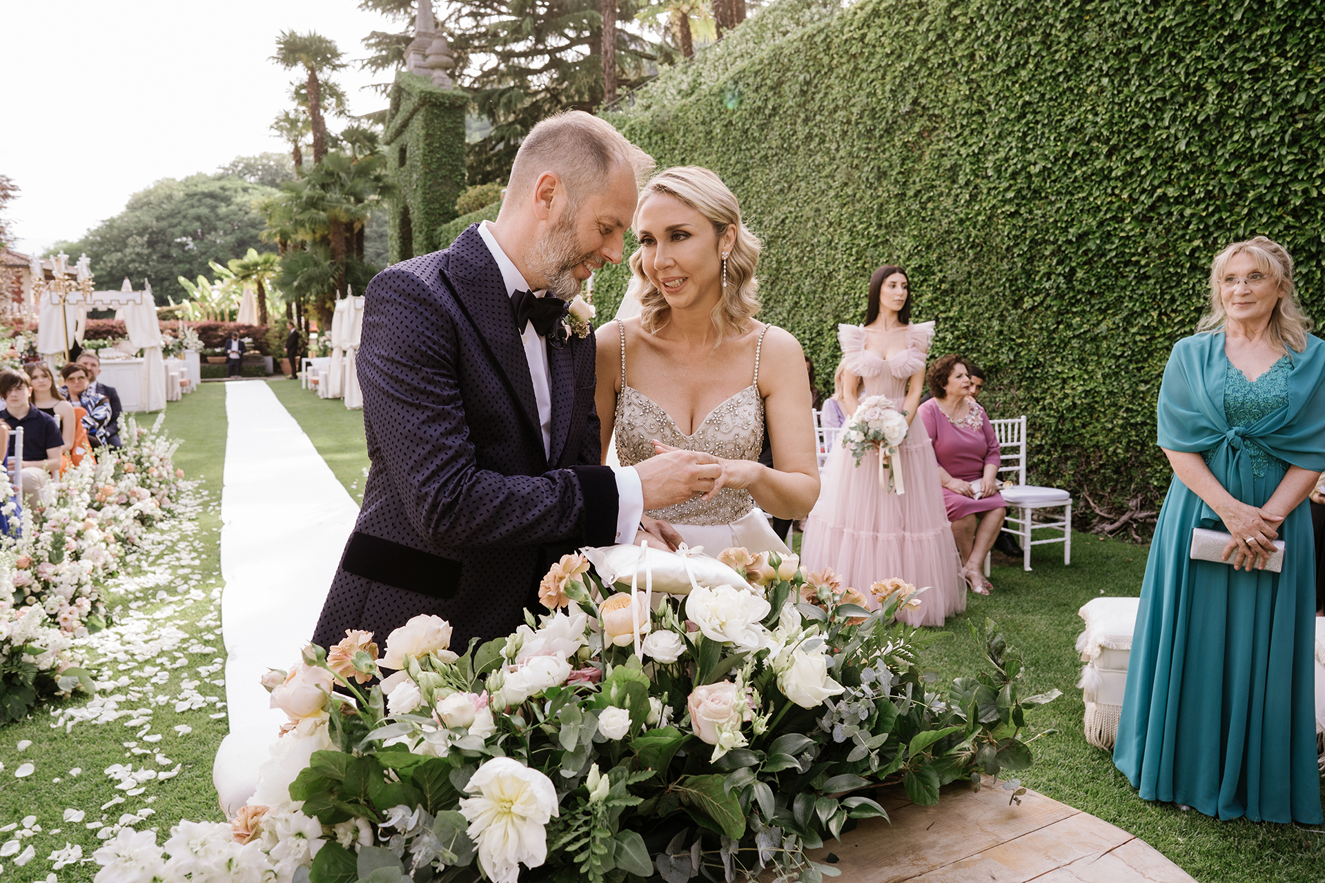 Romantic wedding in lake Como :: 28
